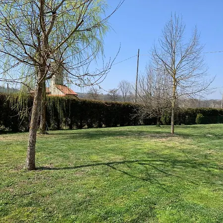 Cascina Martinetta Bed & Breakfast Cantarana